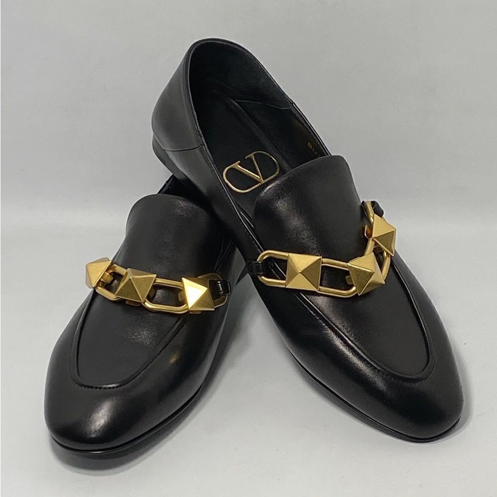 Valentino Garavani Roman Stud leather loafers size 37